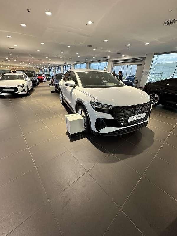 Usata Audi Q4 Sportback e-tron S-Line 125 kW (170 CV) 2025 Bianco SUV