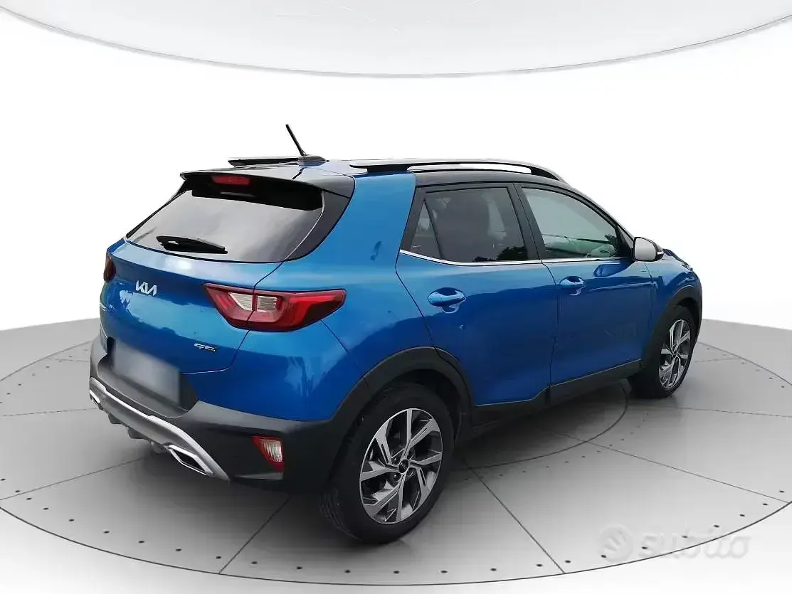 Usata Kia Stonic GT-Line S 101 CV (74 kW) 2022 Bluazzurro SUV