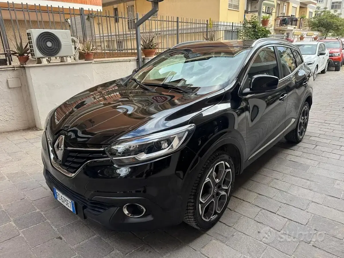 Second-hand Renault Kadjar Business 110 CP (80 kW) 2017 Negru SUV