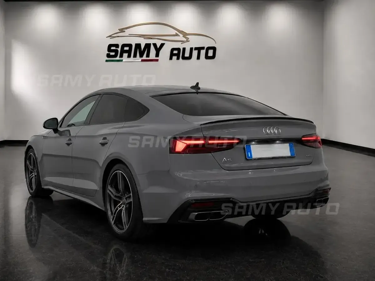Usata Audi A5 203 CV (149 kW) 2022 Grigio Coupé