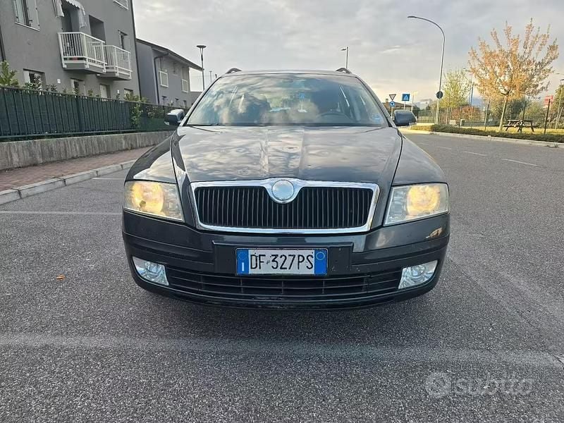 Usata Skoda Octavia Elegance 140 CV (102 kW) 2007 Grigio Station wagon