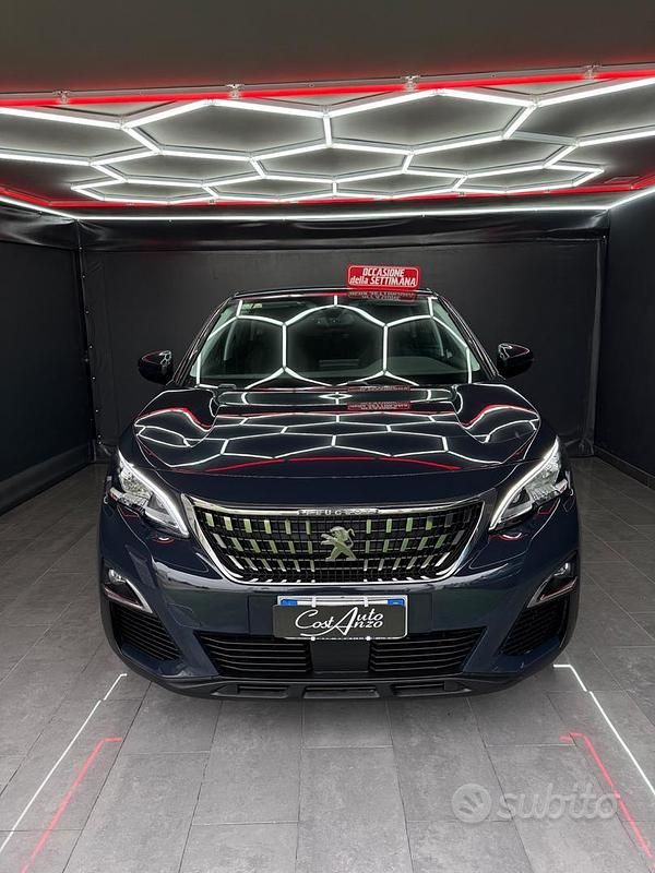 Usata Peugeot 3008 Allure 130 CV (95 kW) 2020 Blu SUV