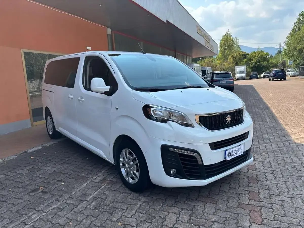 Usata Peugeot Traveller Business-Line 102 CV (75 kW) 2020 Bianco Monovolume