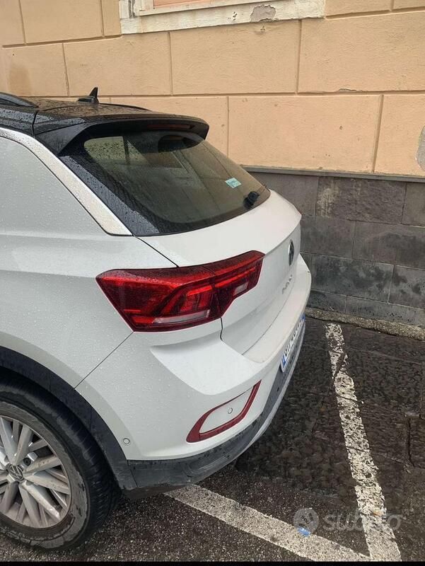 Usata VW T-Roc Style 116 CV (85 kW) 2023 Bianco SUV