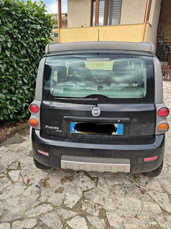 Usata Fiat Panda Cross Cross 2005 Nero Utilitaria