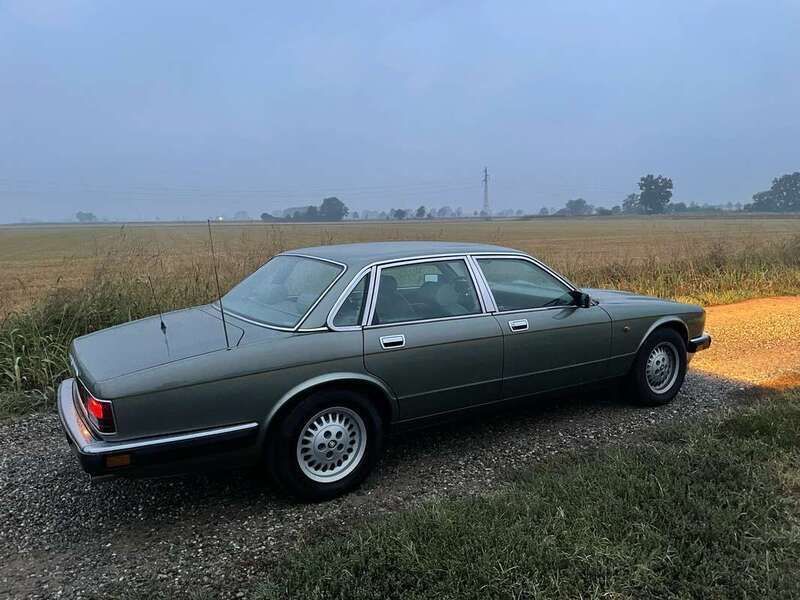 Verde Usata 1991 Jaguar XJ6 Sovereign Tre volumi | 10.000 € - Immagine 1/4