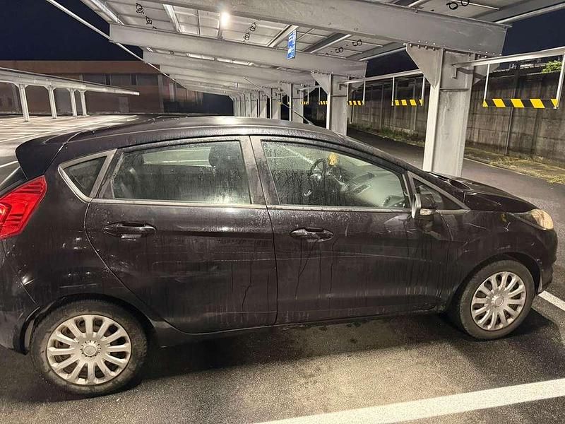 Usata Ford Fiesta 60 CV (44 kW) 2014 Utilitaria