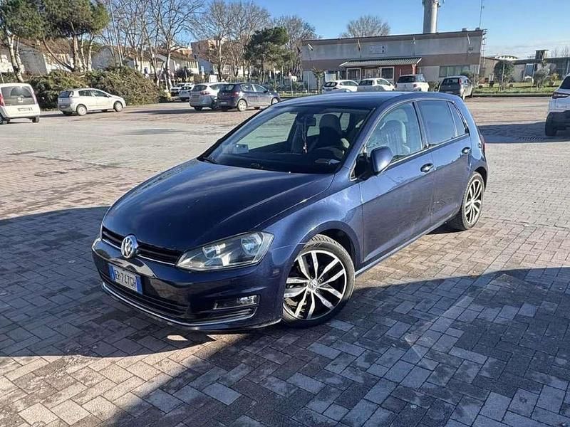 Usata VW Golf VII Trendline 105 CV (77 kW) 2013 Berlina