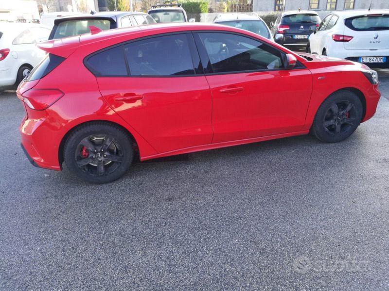 Usata Ford Focus ST-Line 150 CV (110 kW) 2019 Rosso Berlina