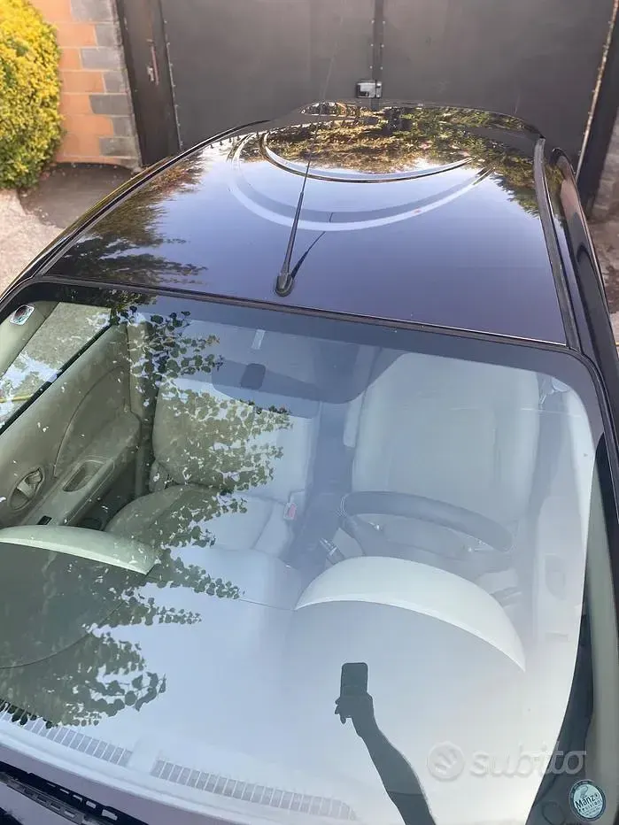 Usata Nissan Micra Tekna 80 CV (58 kW) 2011 Marrone Utilitaria