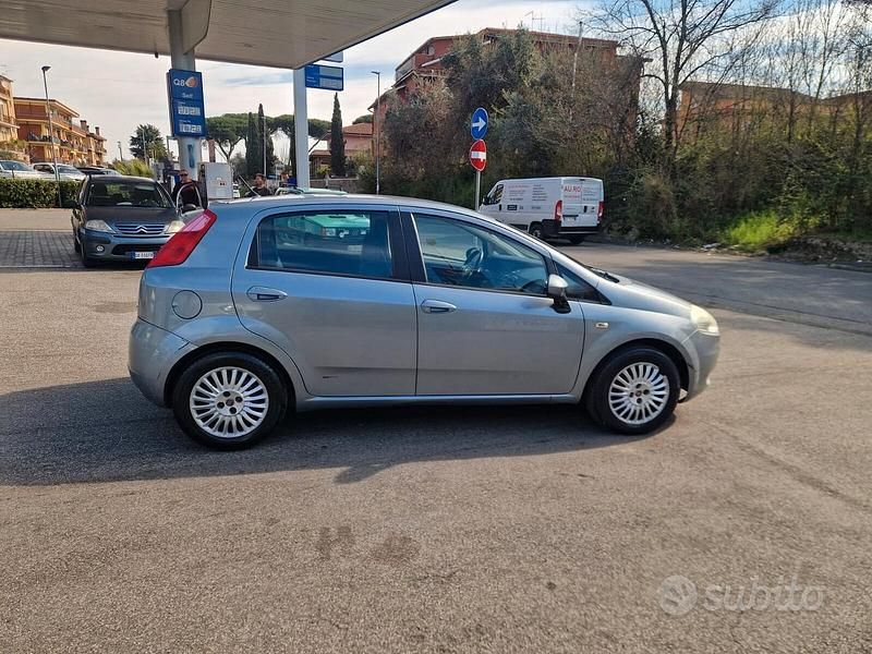 Usata Fiat Punto Classica 59 CV (43 kW) 2008 Grigio Utilitaria