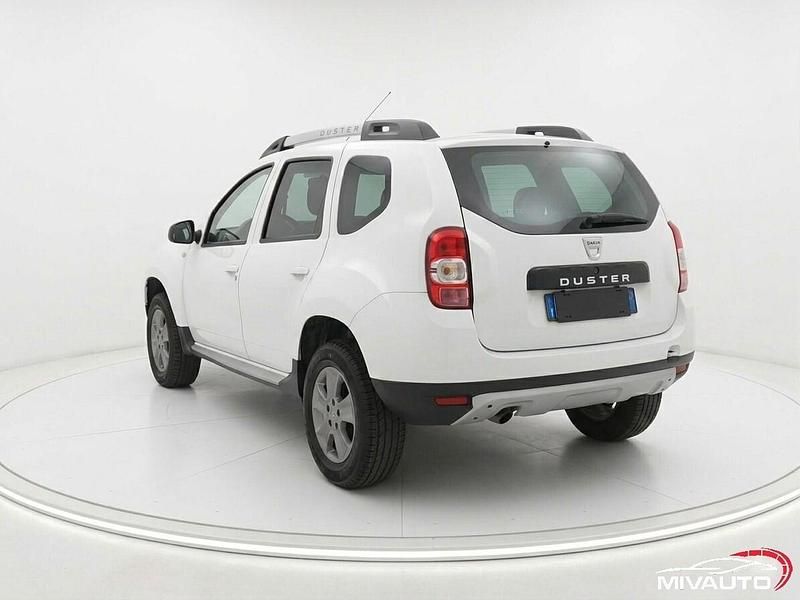Usata Dacia Duster Lauréate 108 CV (79 kW) 2016 Bianco SUV