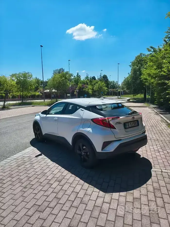Occasion Toyota C-HR 116 PK (85 kW) 2017 Wit SUV