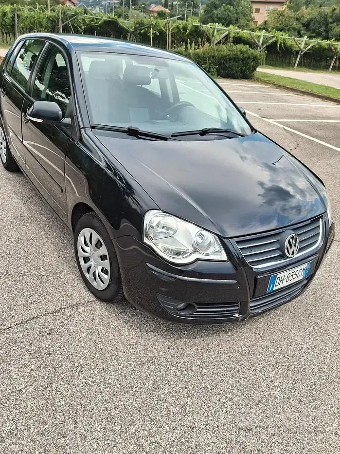 Usata VW Polo Comfortline 80 CV (58 kW) 2007 Nero Utilitaria