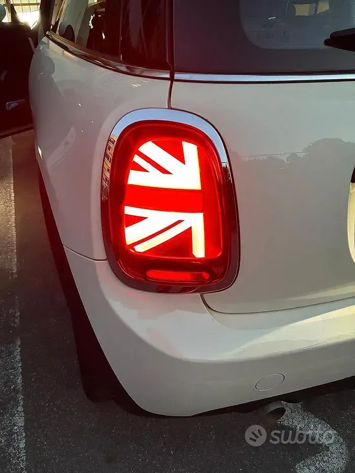 Usata Mini ONE Hype 102 CV (75 kW) 2020 Bianco Utilitaria