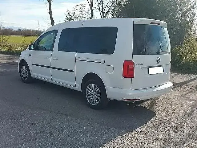 Usata VW Caddy Maxi 110 CV (80 kW) 2016 Bianco Monovolume