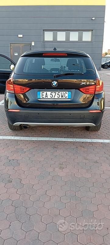 Nero Usata 2010 BMW X1 SUV | 3400 € (Super prezzo) - Immagine 1/4