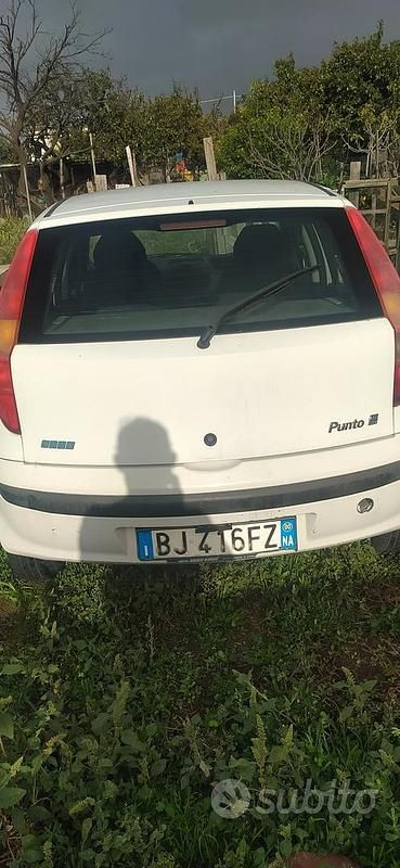 Bianco Usata 2000 Fiat Punto Due volumi | 1000 € - Immagine 1/2