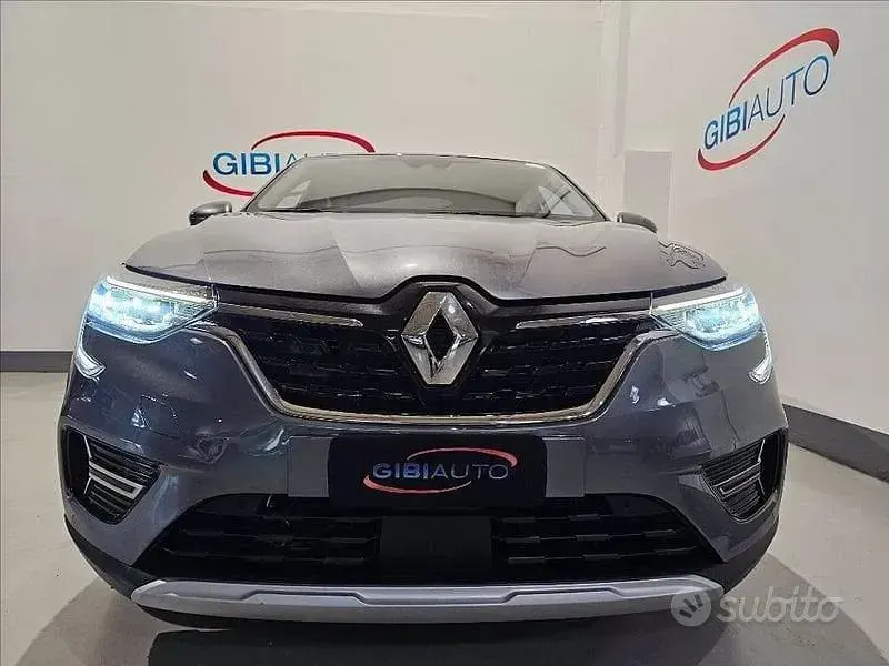 Usata Renault Arkana 94 CV (69 kW) 2021 Grigio SUV