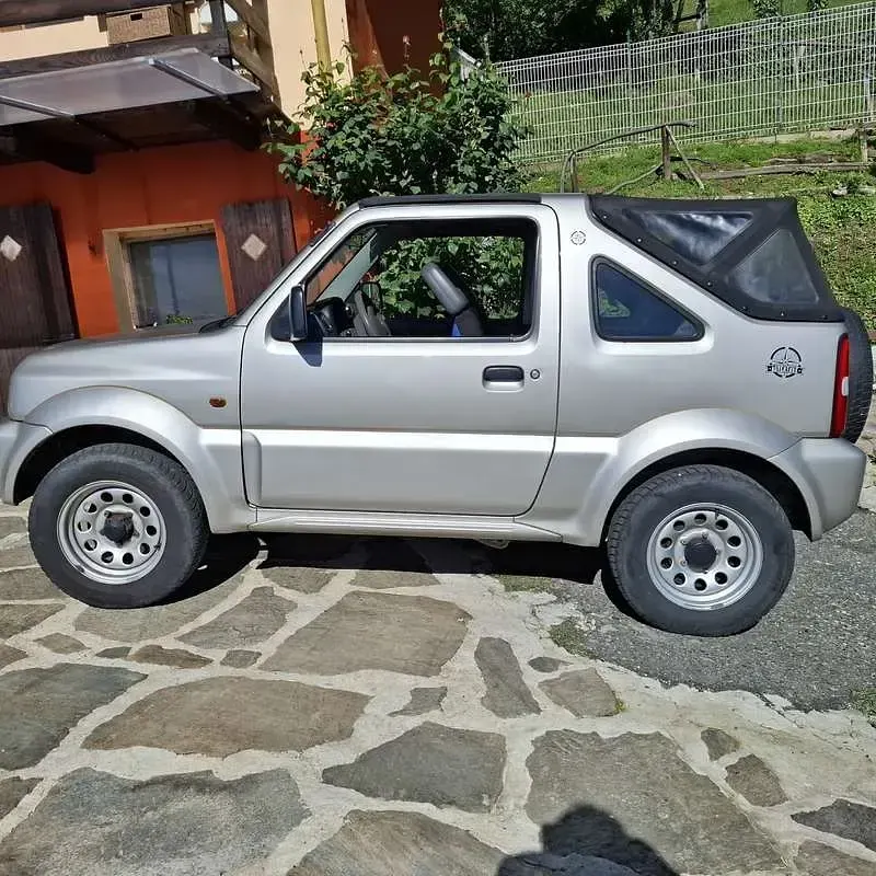 Usata Suzuki Jimny 82 CV (60 kW) 2004 SUV