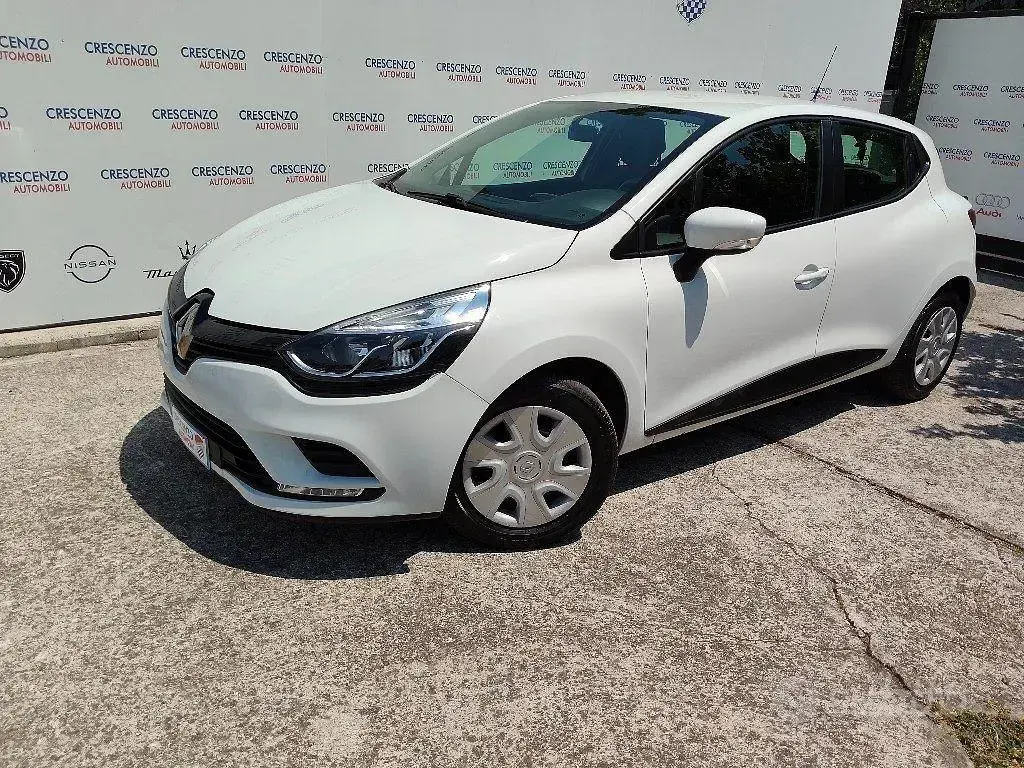 Usata Renault Clio IV 75 CV (55 kW) 2019 Bianco Berlina