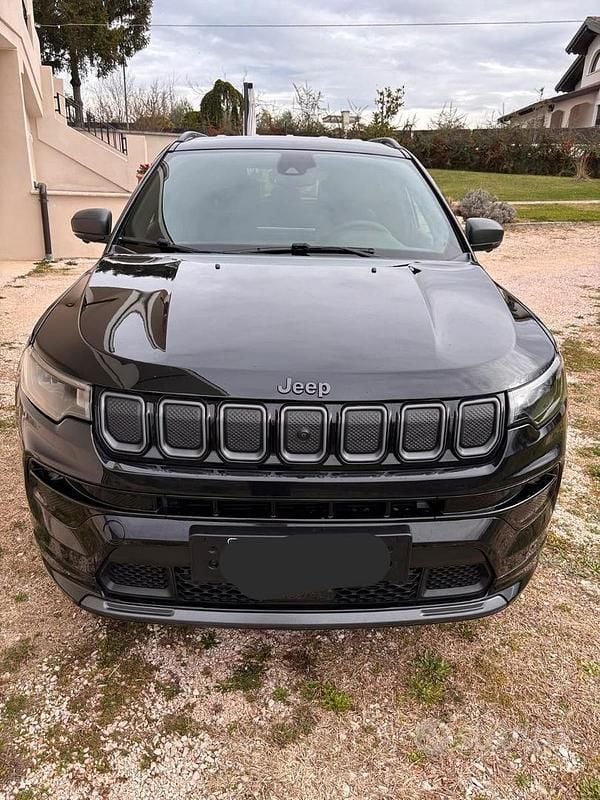 Nero Usata 2021 Jeep Compass SUV | 24.500 € (Molto cara) - Immagine 1/4
