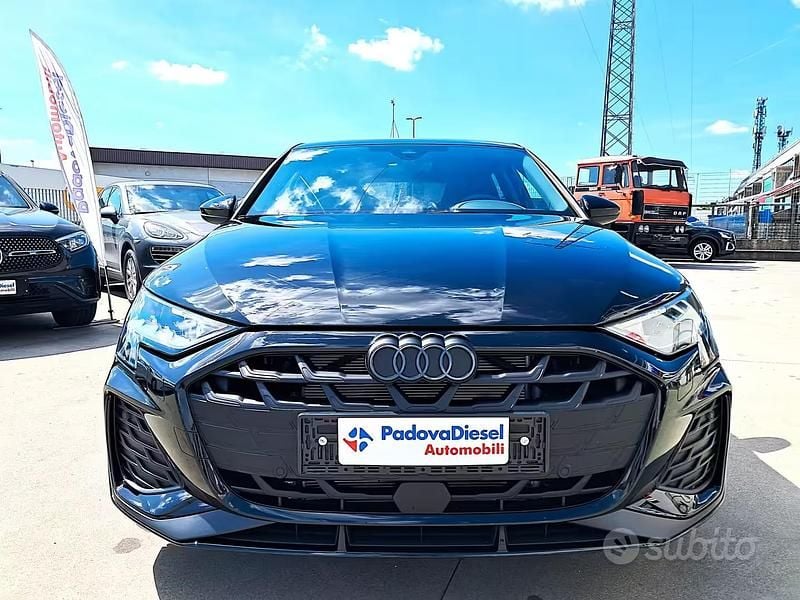 Nuova Audi A3 Comfort 150 CV (110 kW) 2025 Nero Berlina