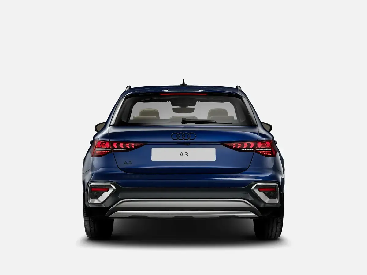 Nuova Audi A3 Advanced 150 CV (110 kW) 2026 Blu navarra metallizzato