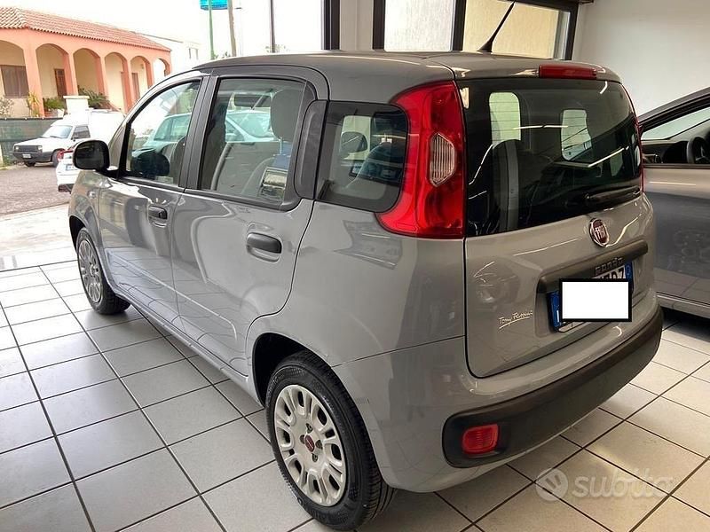 Usata Fiat Panda Lounge 69 CV (50 kW) 2018 Grigio Utilitaria