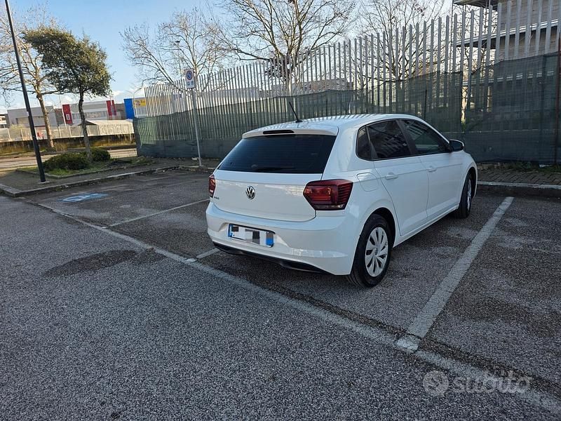 Usata VW Polo Comfortline 95 CV (69 kW) 2019 Bianco Utilitaria