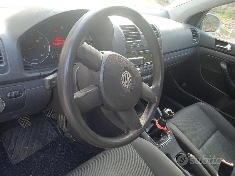 Usata VW Golf IV 2004 Berlina