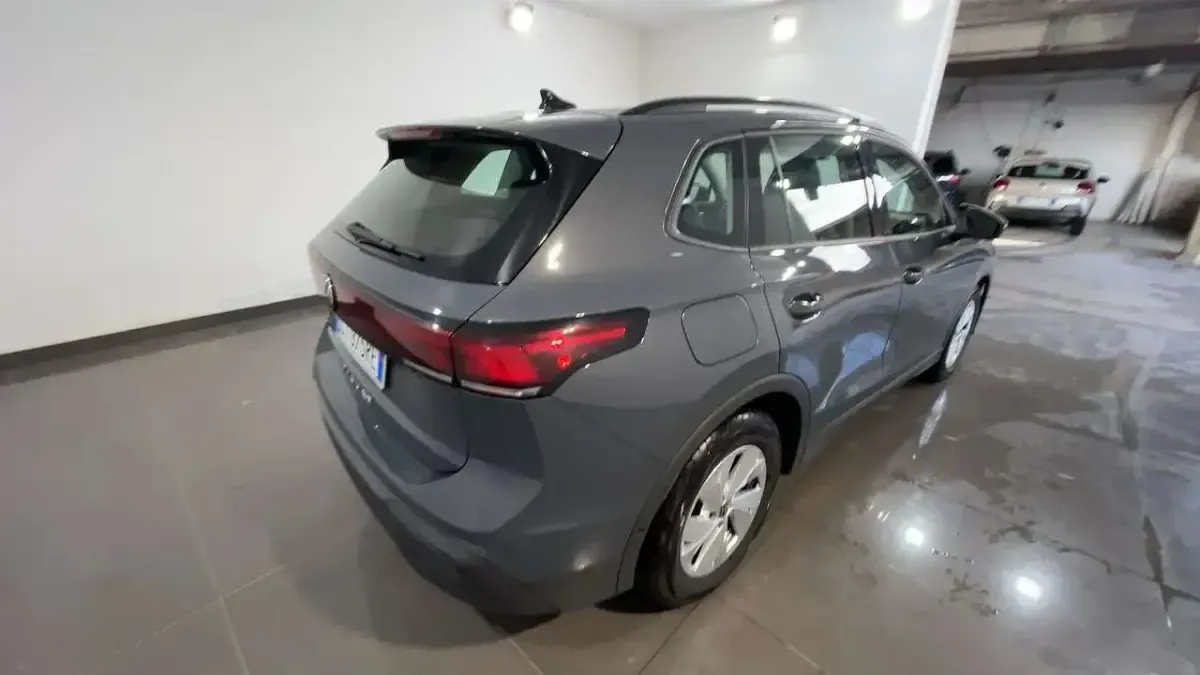 Usata VW Tiguan Life 150 CV (110 kW) 2025 Grigio SUV