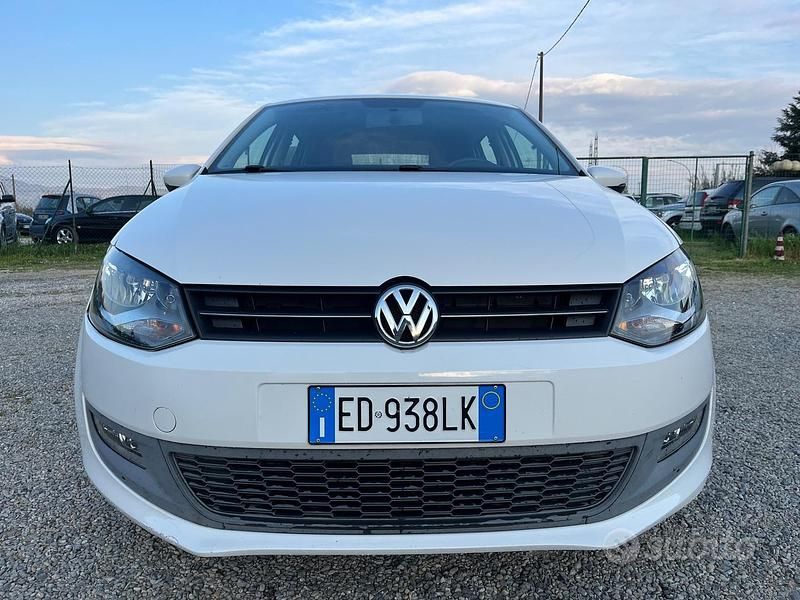 Usata VW Polo Comfortline 70 CV (51 kW) 2010 Bianco Utilitaria