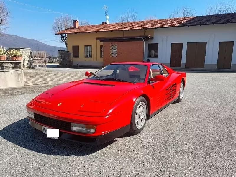 Usata Ferrari Testarossa 390 CV (286 kW) 1987 Rosso Coupé