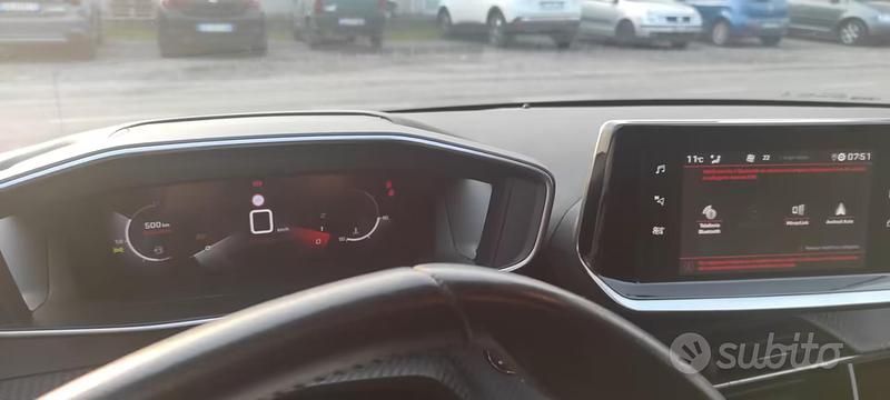 Usata Peugeot 208 Allure 100 CV (73 kW) 2022 Nero Utilitaria