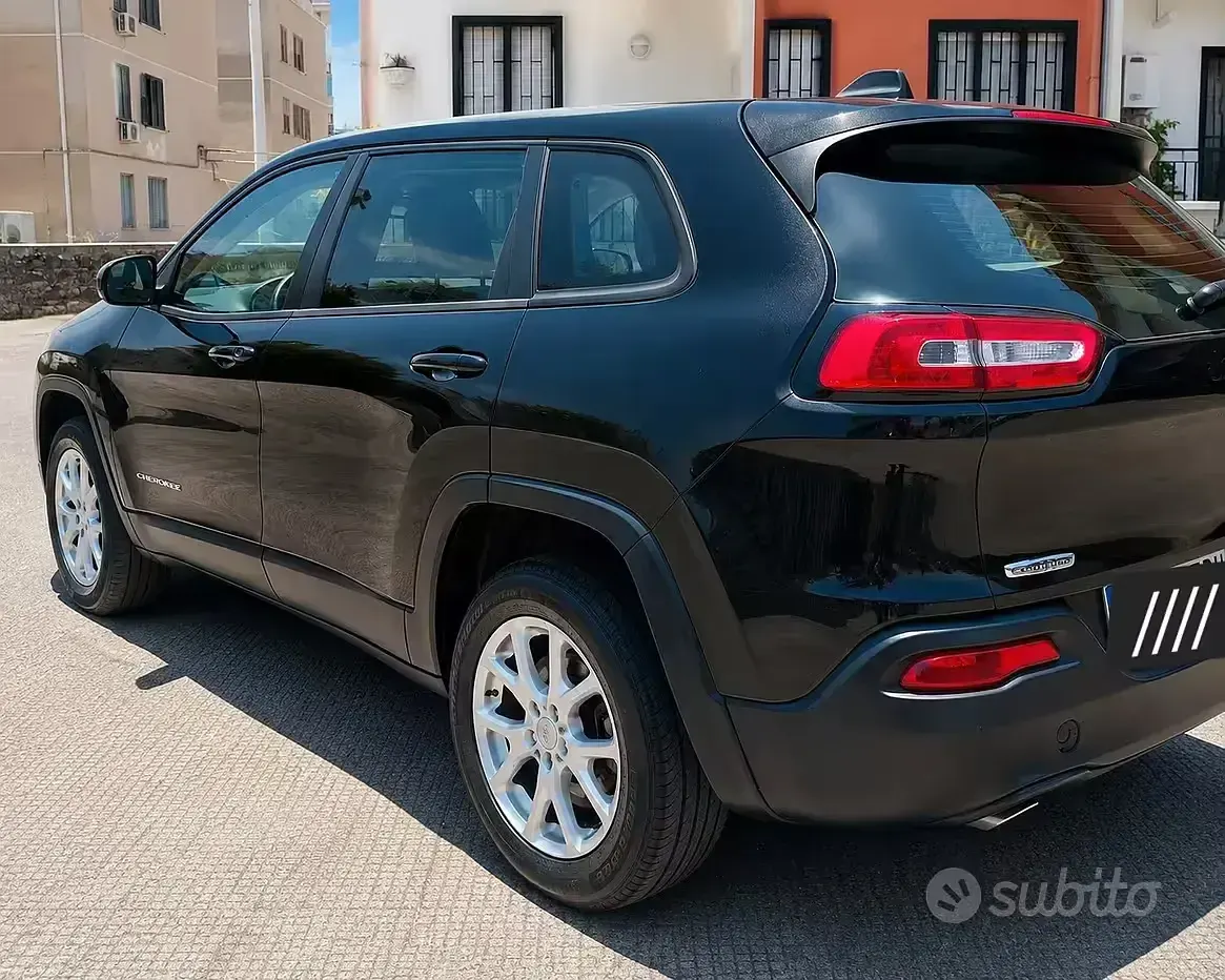 Usata Jeep Cherokee 140 CV (102 kW) 2016 SUV