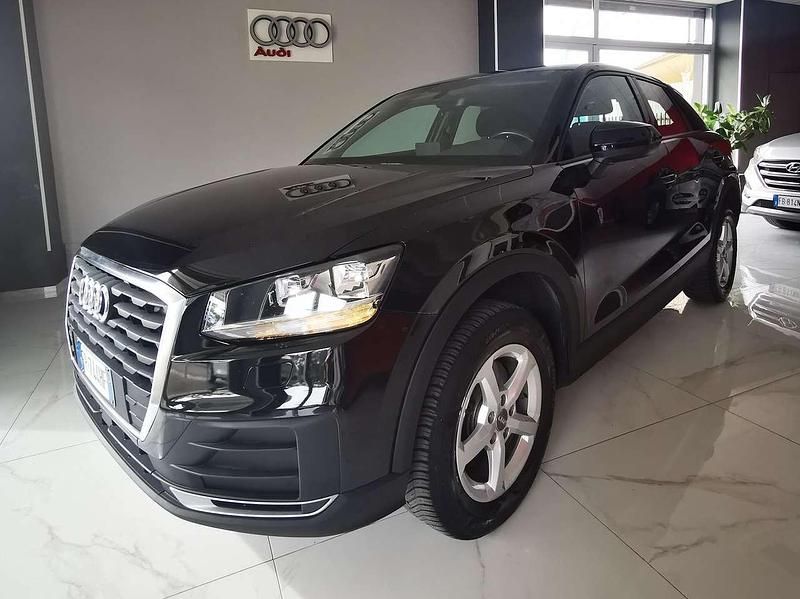 Nero Usata 2018 Audi Q2 Business SUV | 15.900 € (Buon prezzo) - Immagine 1/4