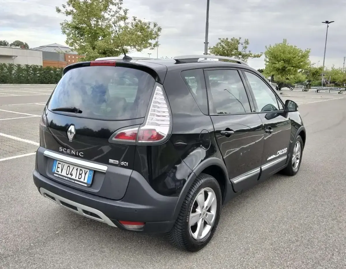 Usata Renault Scenic E-Tech 110 CV (80 kW) 2014 Nero Monovolume