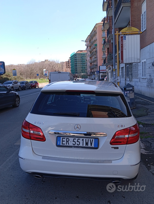 Usato 2013 Mercedes B180 1.7 Diesel 116 CV (9.999 €)