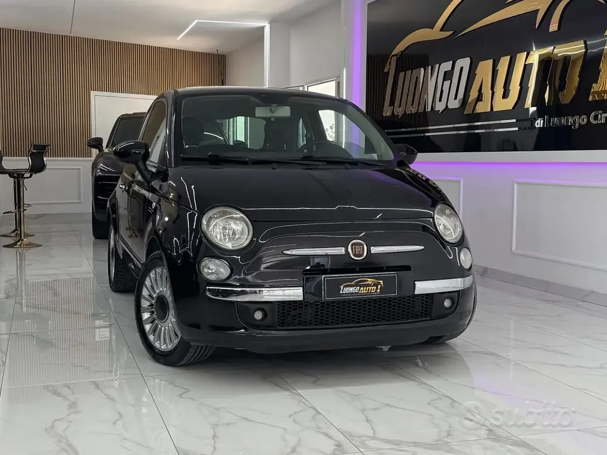 Usata Fiat 500 Lounge 75 CV (55 kW) 2010 Berlina