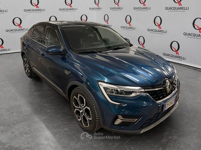 Usata Renault Arkana Techno 140 CV (102 kW) 2022 Blu/azzurro SUV