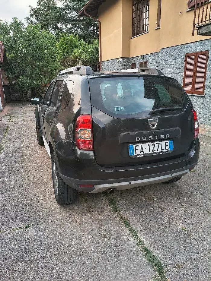 Usata Dacia Duster 2015 Nero SUV