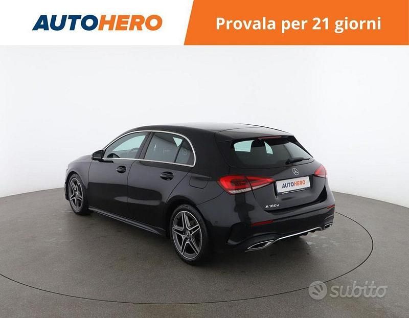 Usata Mercedes A180 Premium 115 CV (84 kW) 2020 Nero Berlina