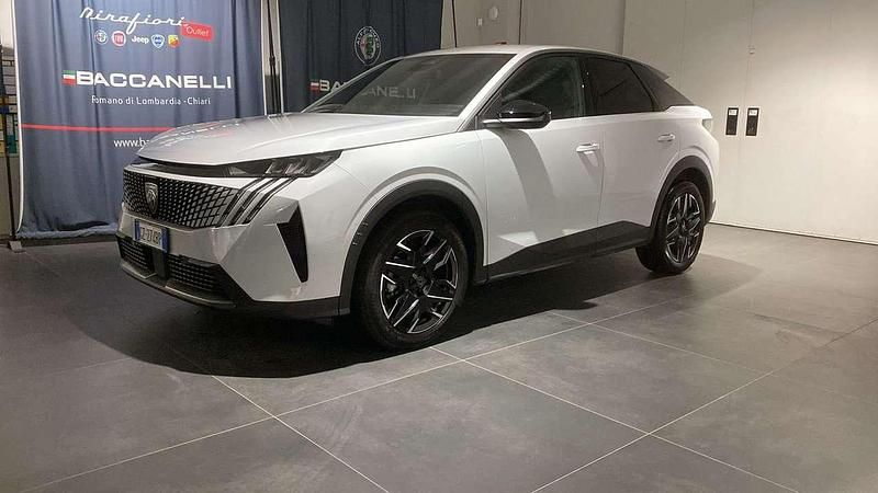 Usata Peugeot 3008 Allure 145 CV (106 kW) 2025 Bianco SUV