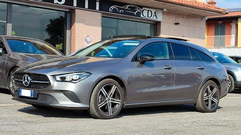 Usata Mercedes CLA200 150 CV (110 kW) 2022 Grigio Station wagon