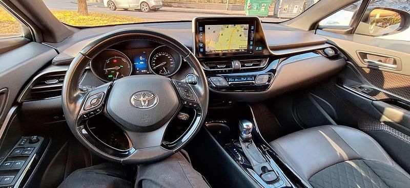 Usata 2018 Toyota C-HR Lounge SUV | 14.000 € (Super prezzo) - Immagine 1/4