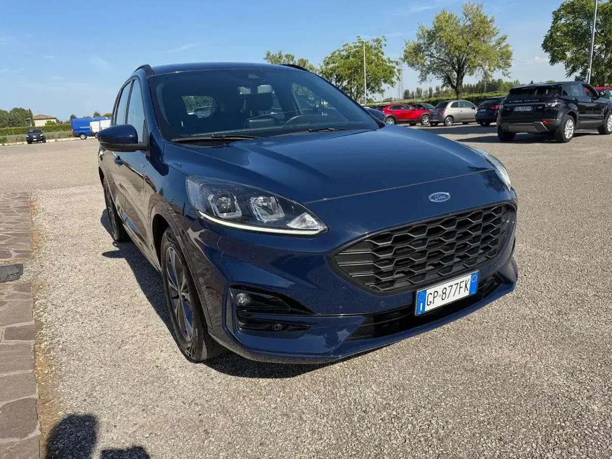 Usata Ford Kuga ST-Line 120 CV (88 kW) 2023 Blu SUV