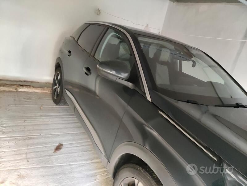 Usata Peugeot 3008 131 CV (96 kW) 2018 Blu SUV