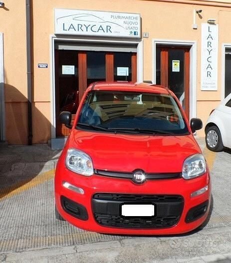 Rosso Usata 2021 Fiat Panda S Due volumi | 9499 € (Buon prezzo) - Immagine 1/4