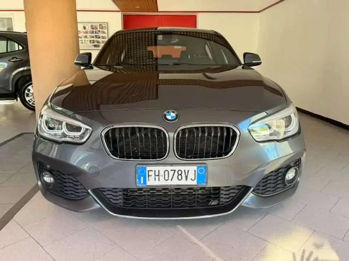 Usata BMW 116 M Sport 116 CV (85 kW) 2017 Grigio Utilitaria